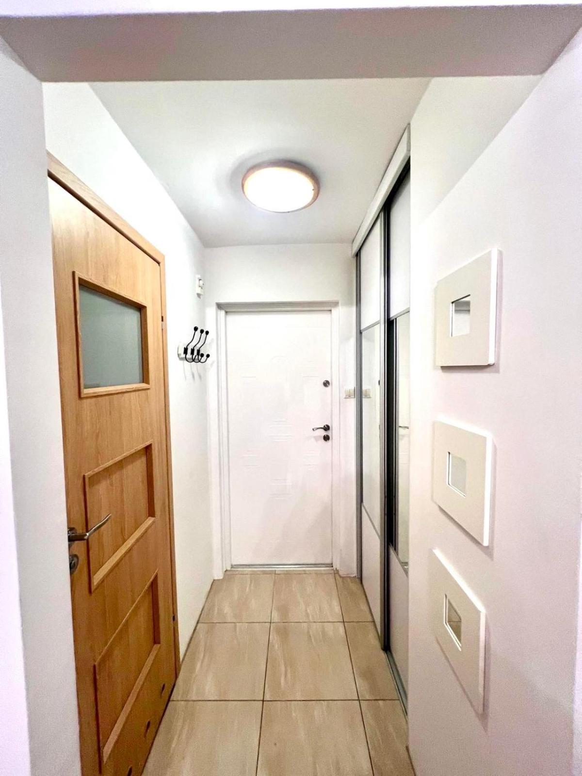 Apartamento Entire Studio In Centrum Varsovia Exterior foto